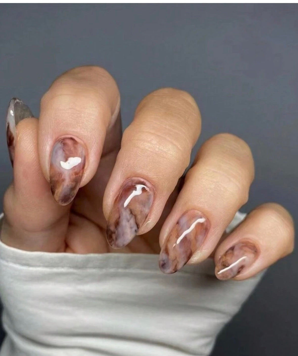 24 Pcs Brown Marble Gradient Almond Press-On Nails