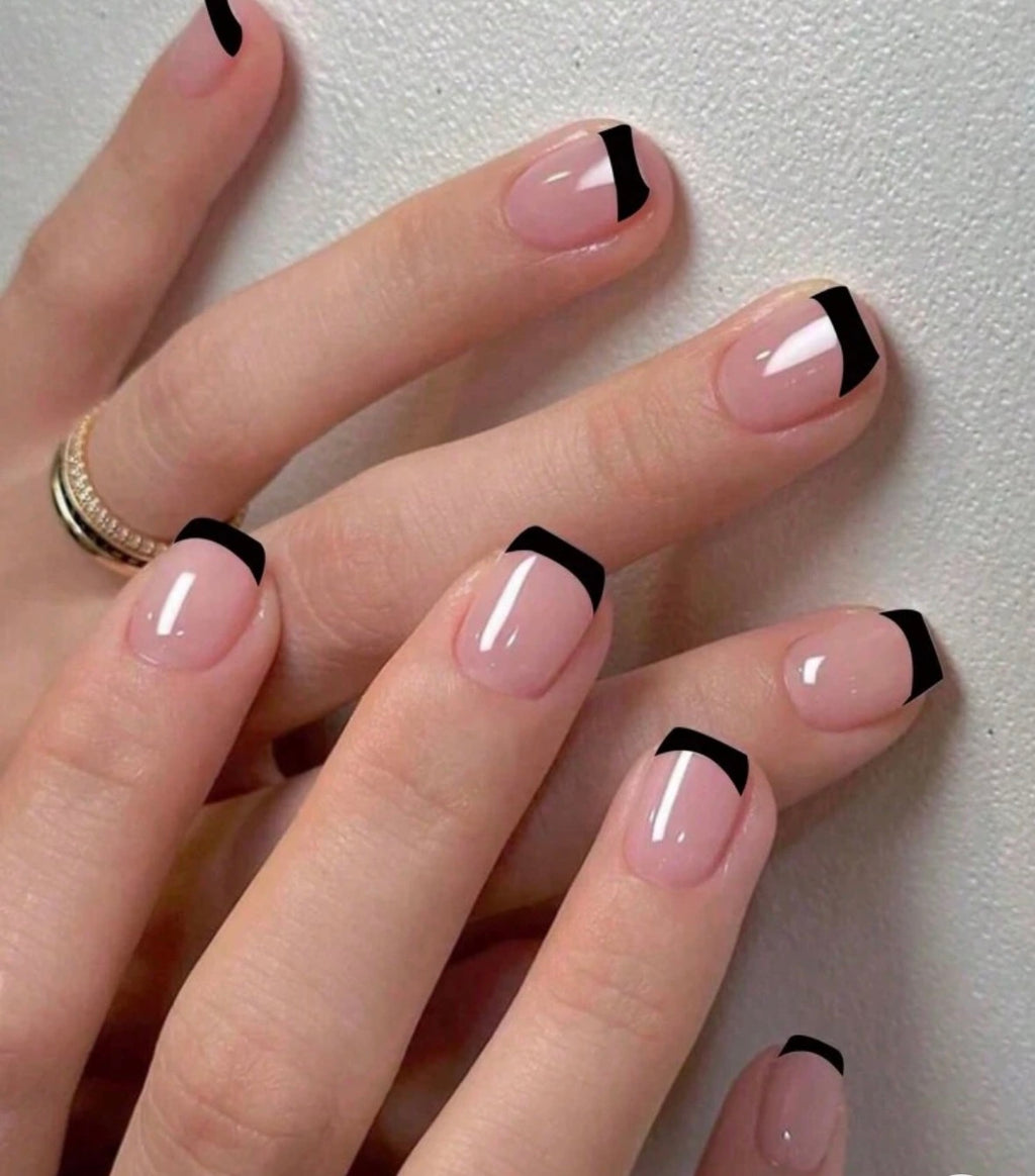 24 Pcs Short Square Black French Press-On Nails