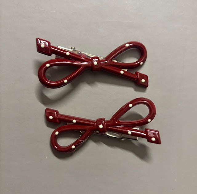 Burgundy Red Finish Clip